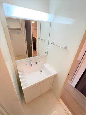 【洗面所】 | ムーンボウ