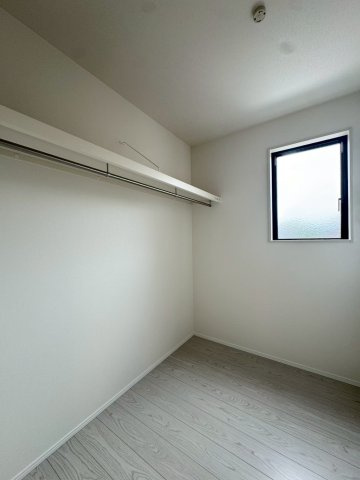 Adoble+ーアドブル＋小倉南区蜷田若園2丁目5期　【小倉南区　新築戸建て】の収納|2階にはファミリークローゼットがあり、衣類をまとめて収納できます。　【小倉南区　新築戸建て】