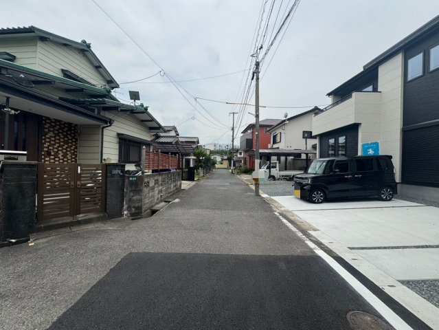 【前面道路含む現地写真】の画像