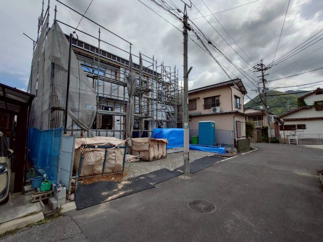 【前面道路含む現地写真】の画像