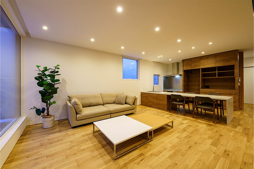 南郷通5丁目北の居間・リビング