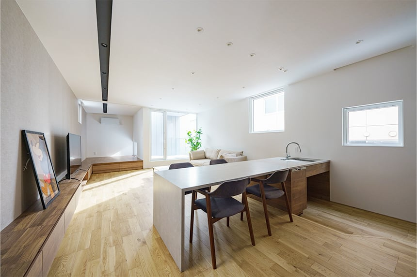 南郷通5丁目北のダイニング