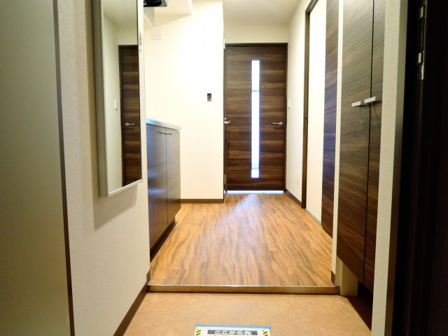 コートドール高槻の玄関