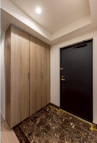 ステイツ岡本・甲南山手の玄関|トールサイズの玄関収納あり