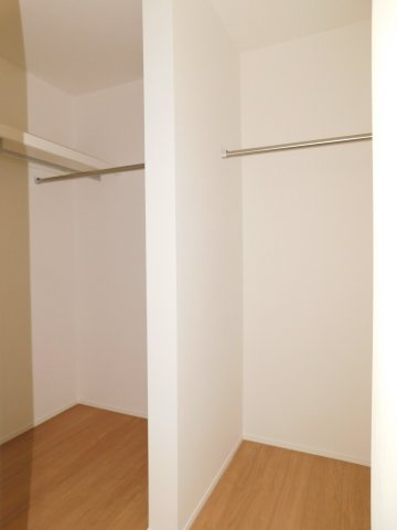 名古屋市中川区赤星１丁目の新築一戸建の収納|◇ファミリークローク◇　　大容量収できる便利なファミリークローゼット♪