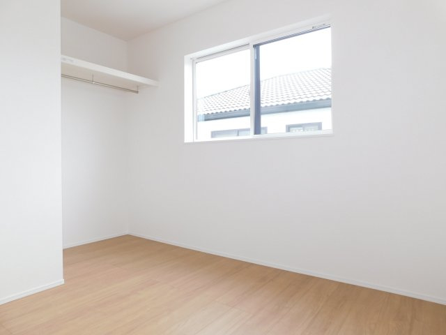 名古屋市中川区赤星１丁目の新築一戸建の洋室|◇洋室◇　　南面で明るい洋室４．５帖　収納スペース完備♪