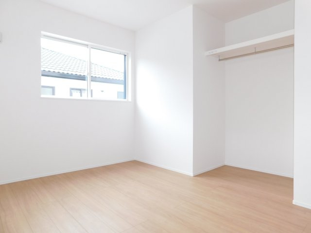 名古屋市中川区赤星１丁目の新築一戸建の洋室|◇洋室◇　　南面で明るい洋室６．０帖　収納スペース完備♪