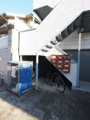 【エントランス】 | メゾンブラーンシュ