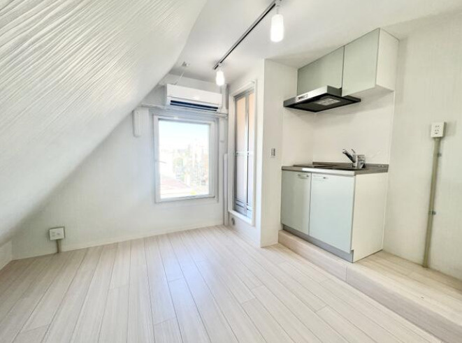 【居間・リビング】