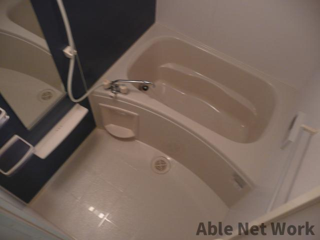 シャルムメゾンの浴室|追い焚き＆浴室乾燥付き