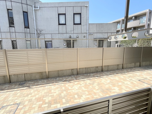 レーヌ　メゾンの展望