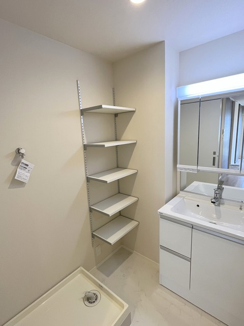 レーヌ　メゾンの洗面所