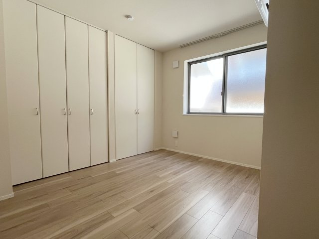 レーヌ　メゾンの洋室