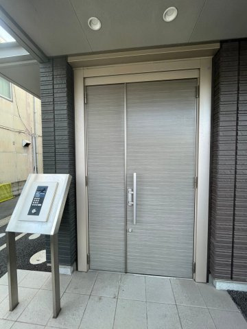 【エントランス】