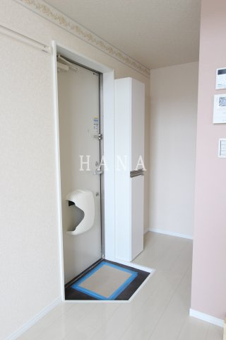 【エントランス】 | ユナイト井土ヶ谷スウィーツベリーオペラ