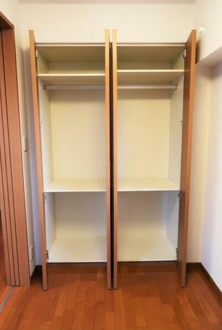 リリエンベルグ目白壱番館の収納|広々クローゼットは嬉しい設備です★