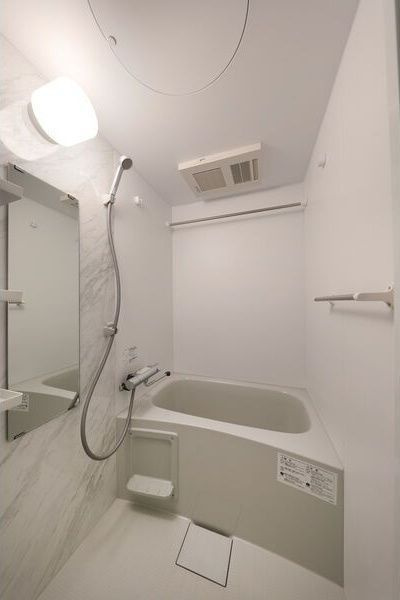 S-RESIDENCE堀田駅前futur(フチュール)　フリーレント・家具家電キャンペーン実施中!の浴室