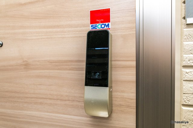 J-Room☆妃 Ⅵ番館 柳町のエントランス