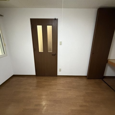 エルクレストの洋室