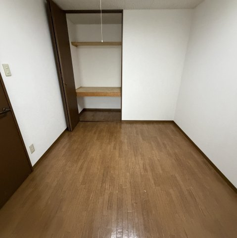エルクレストの洋室