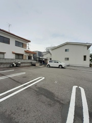 【駐車場】 | リジェール・Ｙ | 駐車場です