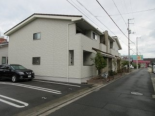 【外観】 | リジェール・Ｙ | 外観は落ち着いています