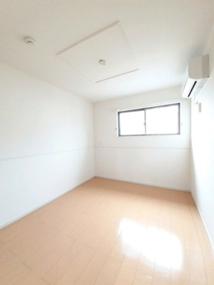 【内装】 | リジェール・Ｙ | 明るい室内です