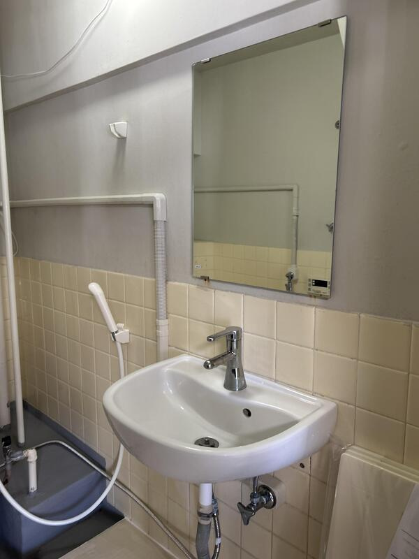 明舞第6団地13号棟の洗面所