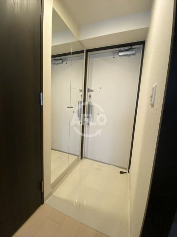 エステムプラザ大手前エヴァースの玄関|エステムプラザ大手前エヴァース　玄関