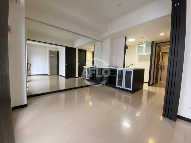 エステムプラザ大手前エヴァースの居間・リビング|エステムプラザ大手前エヴァース　リビング