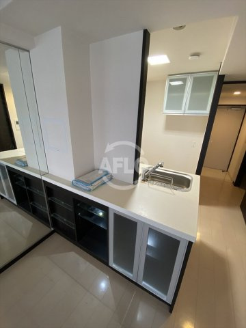 エステムプラザ大手前エヴァースのキッチン|エステムプラザ大手前エヴァース　カウンターキッチン