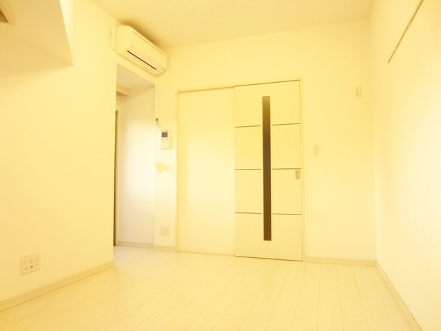 ガーラ・シティ王子の寝室|6.6帖の居室♪