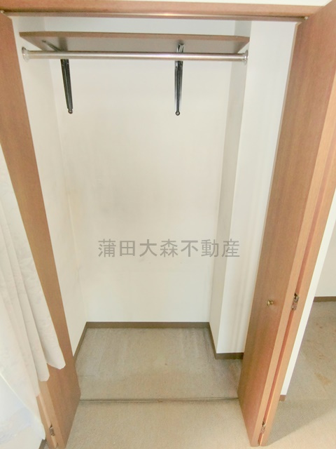 東急ドエル・アルス矢口の収納|洋室6帖　収納　クローゼット