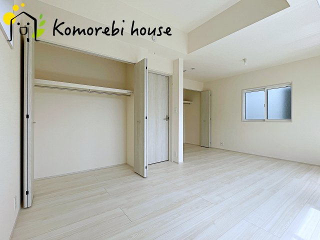 上尾市弁財１丁目　新築一戸建て　ブルーミングガーデン　01の洋室|スタンダードな洋室です