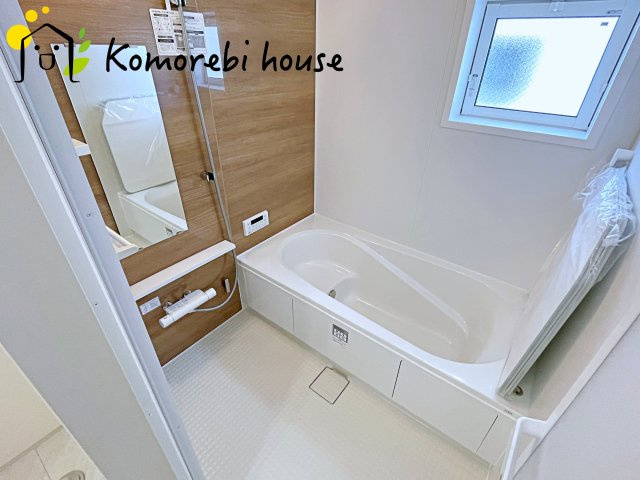 上尾市弁財１丁目　新築一戸建て　ブルーミングガーデン　01の浴室|落ち着いた空間のお風呂です