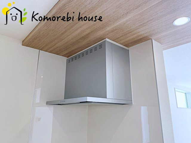 上尾市弁財１丁目　新築一戸建て　ブルーミングガーデン　01のキッチン|きれいなキッチンです