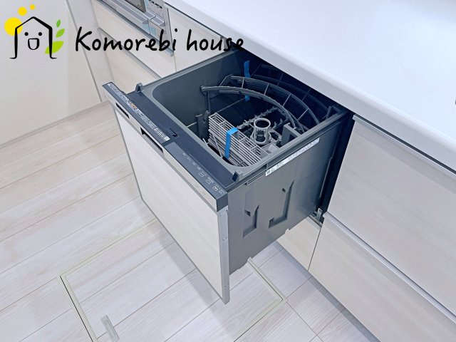 上尾市弁財１丁目　新築一戸建て　ブルーミングガーデン　01のキッチン|キッチンでお料理をお楽しみください