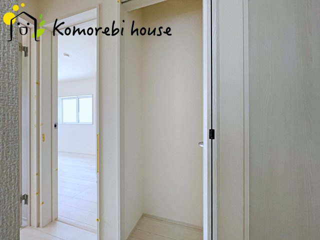 上尾市弁財１丁目　新築一戸建て　ブルーミングガーデン　01の収納|たっぷりとした収納スペースです