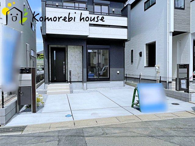 上尾市弁財１丁目　新築一戸建て　ブルーミングガーデン　01の居間・リビング|ゆったり過ごせるリビングです