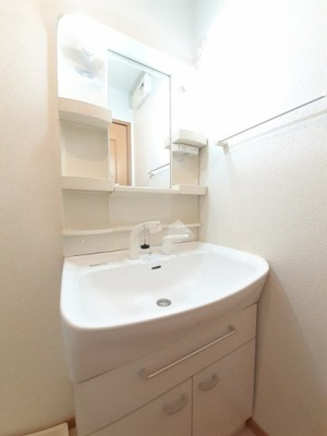 【洗面所】 | ベル・ポルト　Ａ | 広い洗面スペース