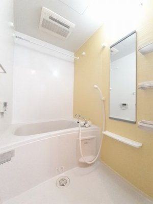 【浴室】 | ベル・ポルト　Ａ | コンパクトで使いやすいお風呂です