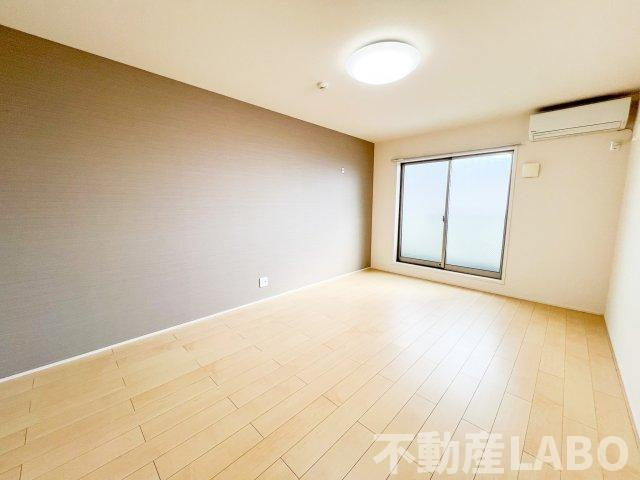 フジパレス山之内Ⅹ番館の居間・リビング