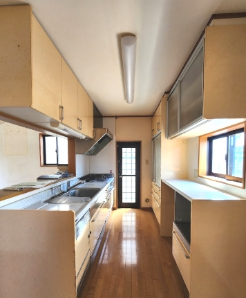 茂原市高師　中古戸建のキッチン|平成15年3月築4SLDK 駐車3台可能  都市ガス上下水 スーパーカスミ徒歩約6分 駅徒歩約22分