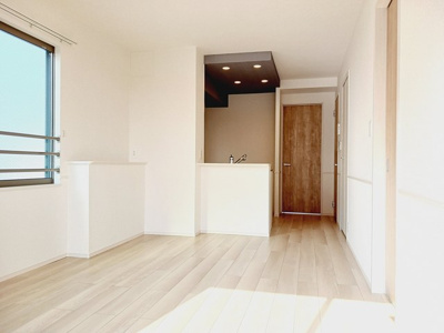 【内装】 | レグルス