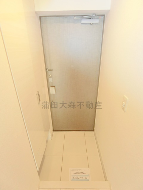 メインステージ大森町Ⅱの玄関