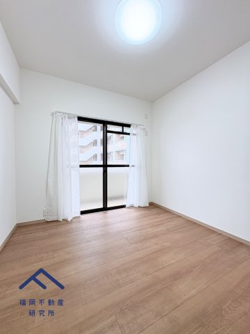 アムール和白Ⅲの洋室