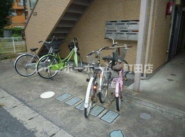 セリジェ※初期費用分割後払いサービス利用可能物件の駐車場