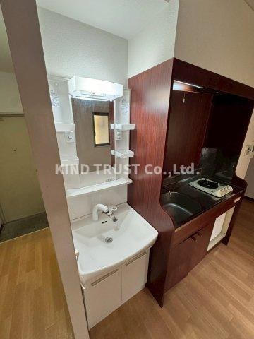 サンレスポワール天六の洗面所|広い洗面スペース