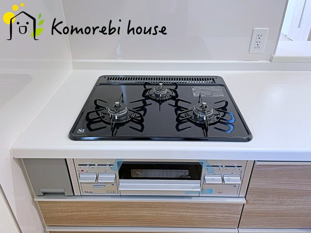 上尾市弁財１丁目　新築一戸建て　ブルーミングガーデン　02のキッチン|お料理しやすいキッチンです