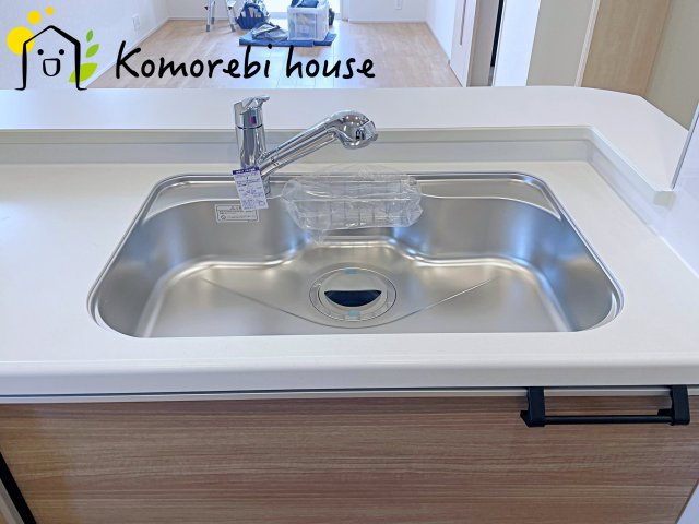 上尾市弁財１丁目　新築一戸建て　ブルーミングガーデン　02のキッチン|キッチンです